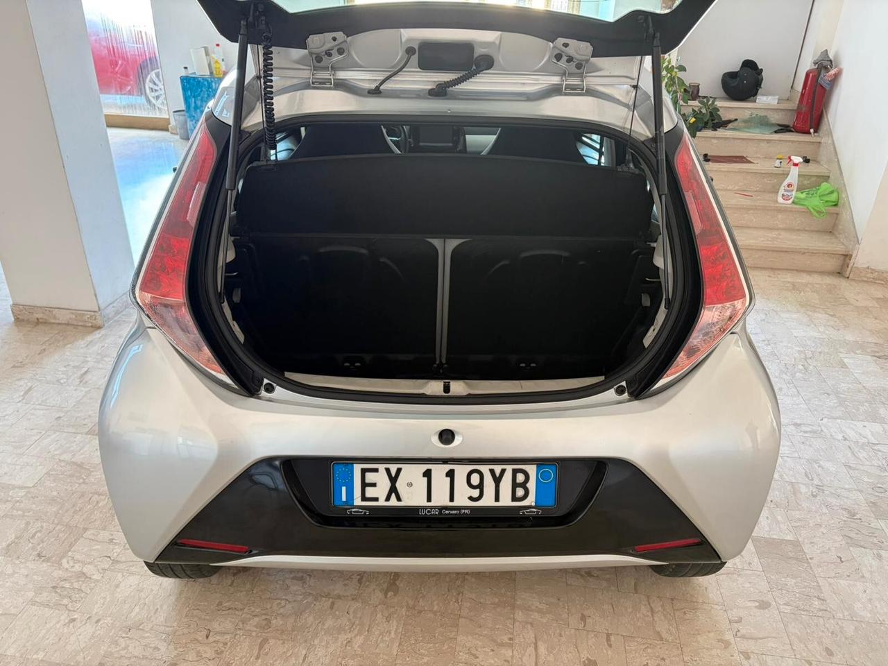 TOYOTA AYGO 1.0 5P X-PLAY "UN GIOIELLINO"