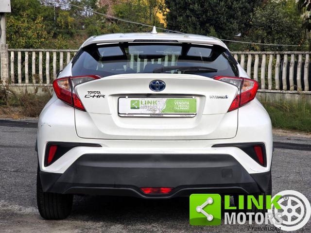 TOYOTA C-HR 1.8h Business 2wd e-cvt