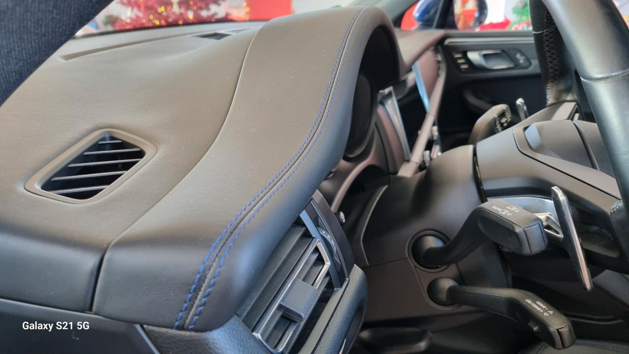 Porsche Macan 2.0 T Tetto Scarichi Spot. Sospensioni Radar