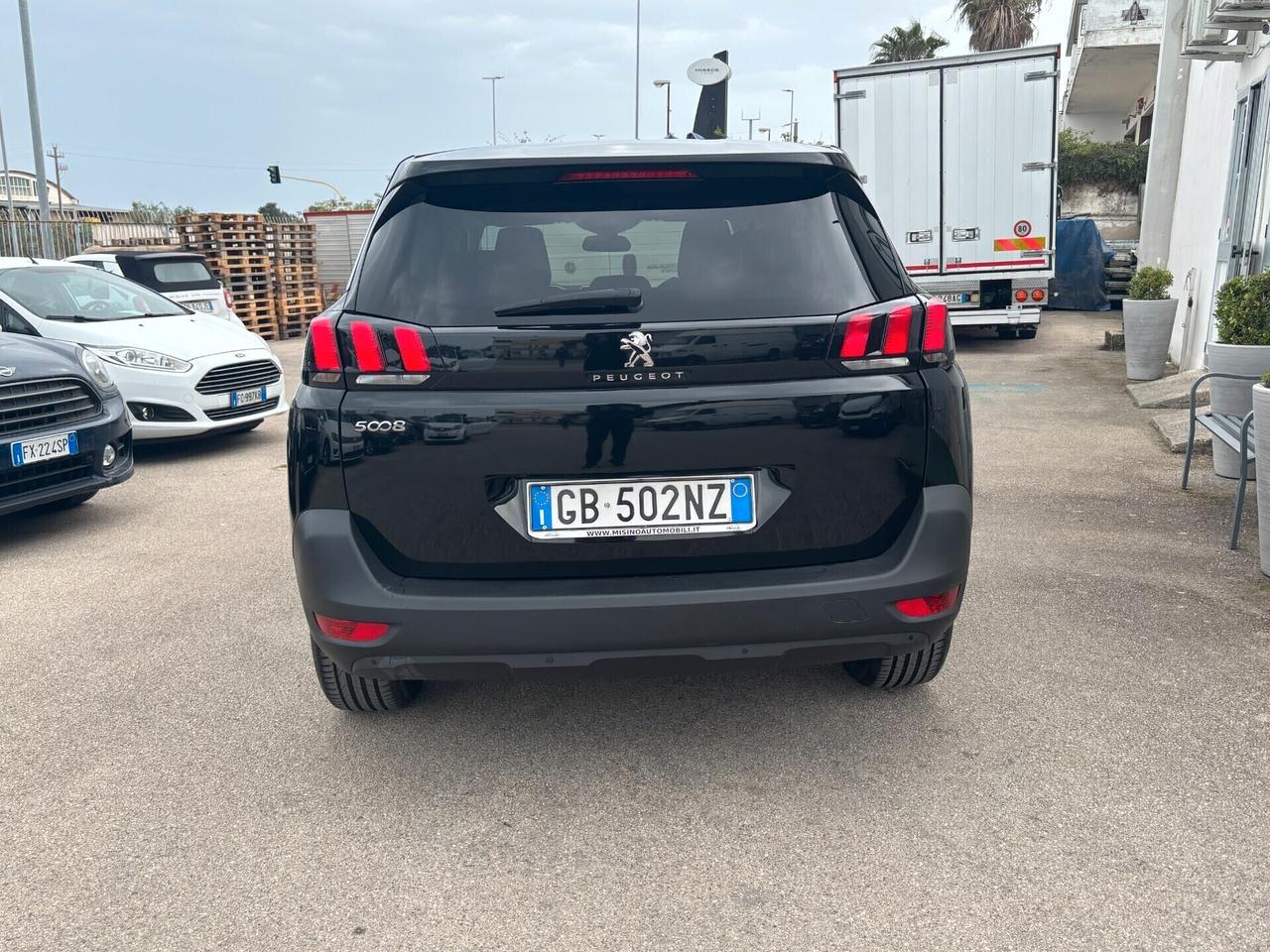 Peugeot 5008 7 p. EAT8 Allure