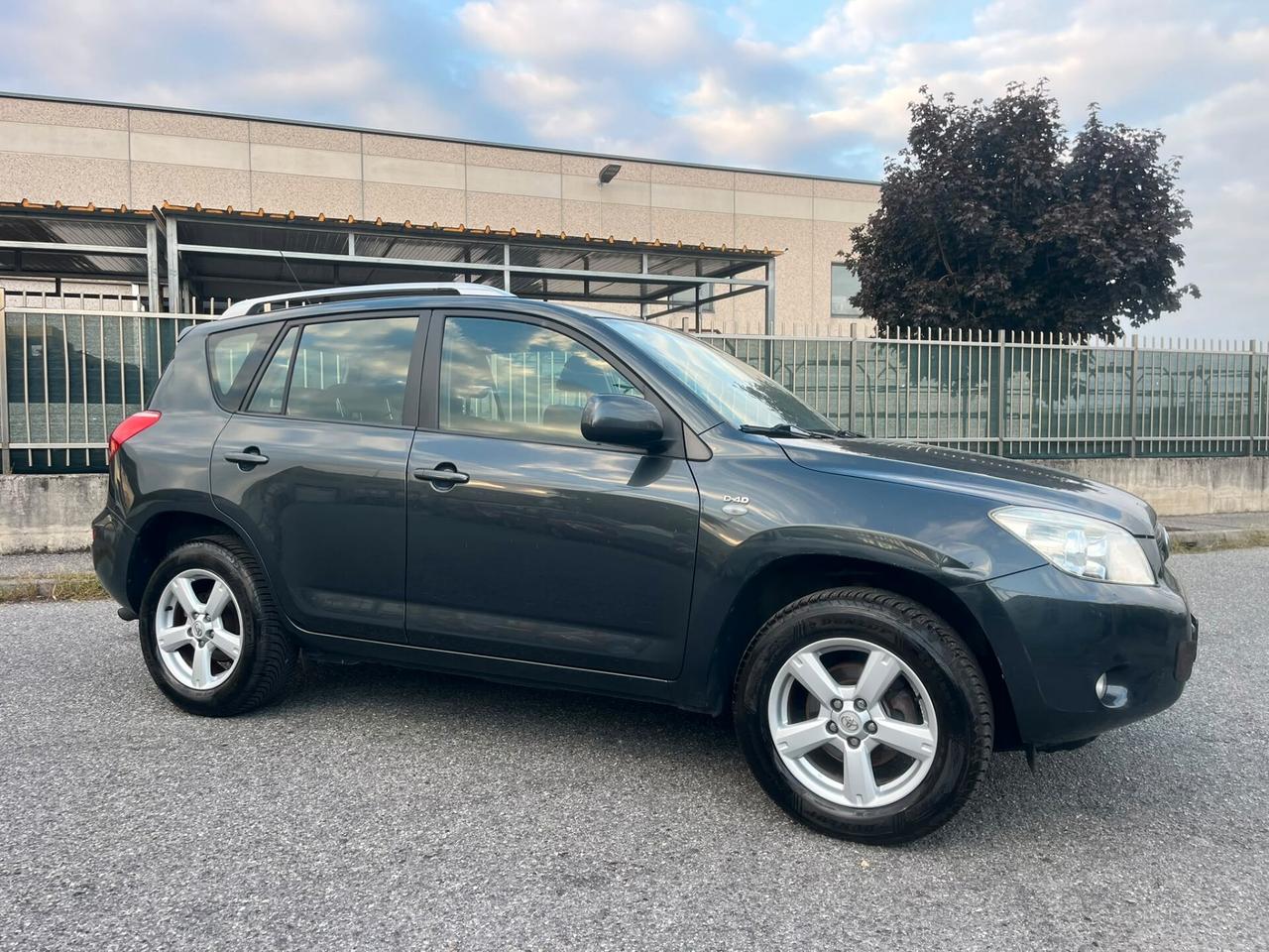 Toyota RAV 4 RAV4 2.2 D-4D 136 CV Luxury