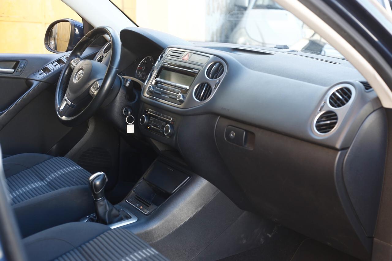 Volkswagen Tiguan 2.0 TDI DPF 4MOTION Sport & Style 4x4