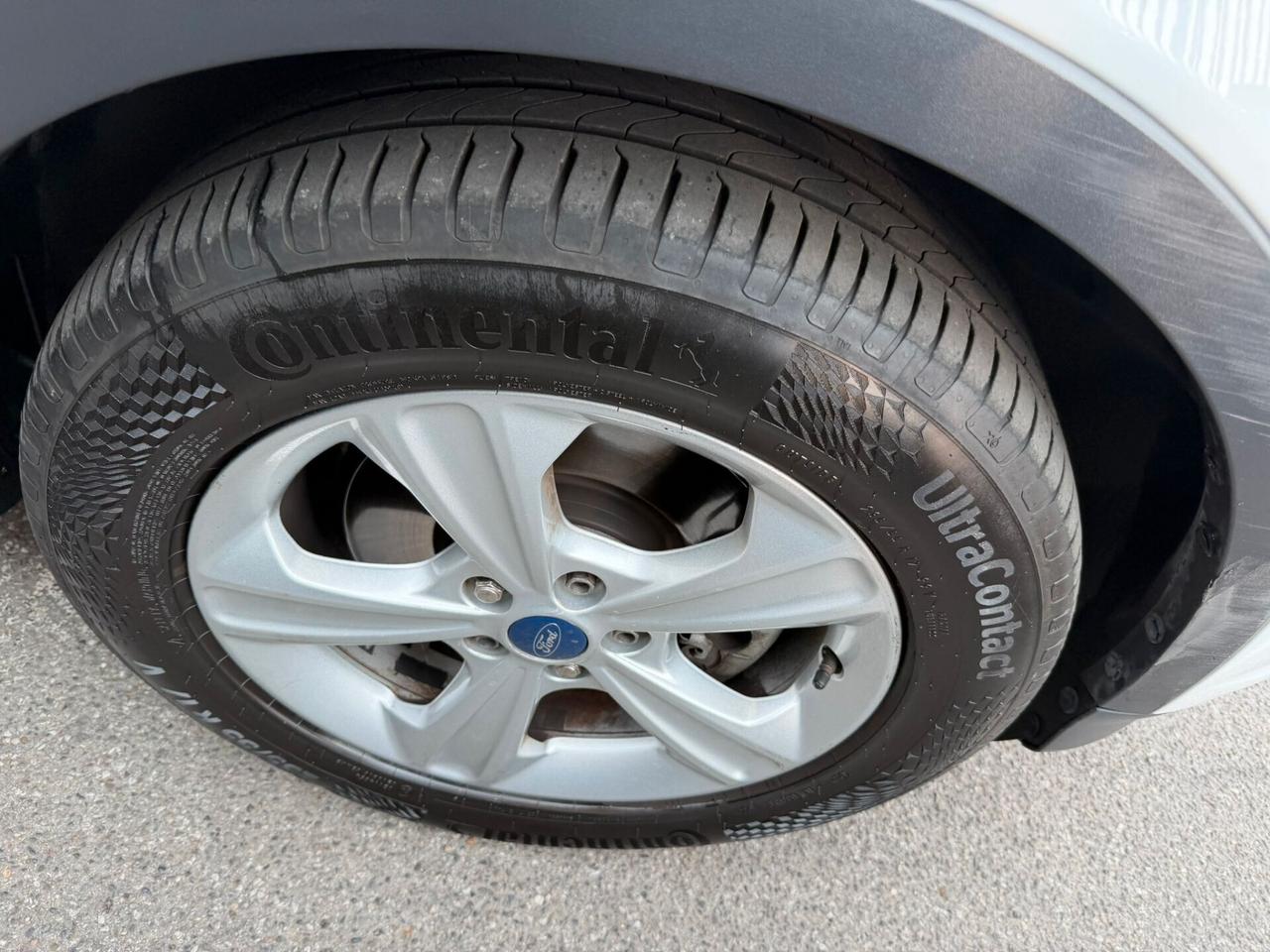 Ford Kuga 2.0 tdci 2wd 115cv / CINGHIA FATTA