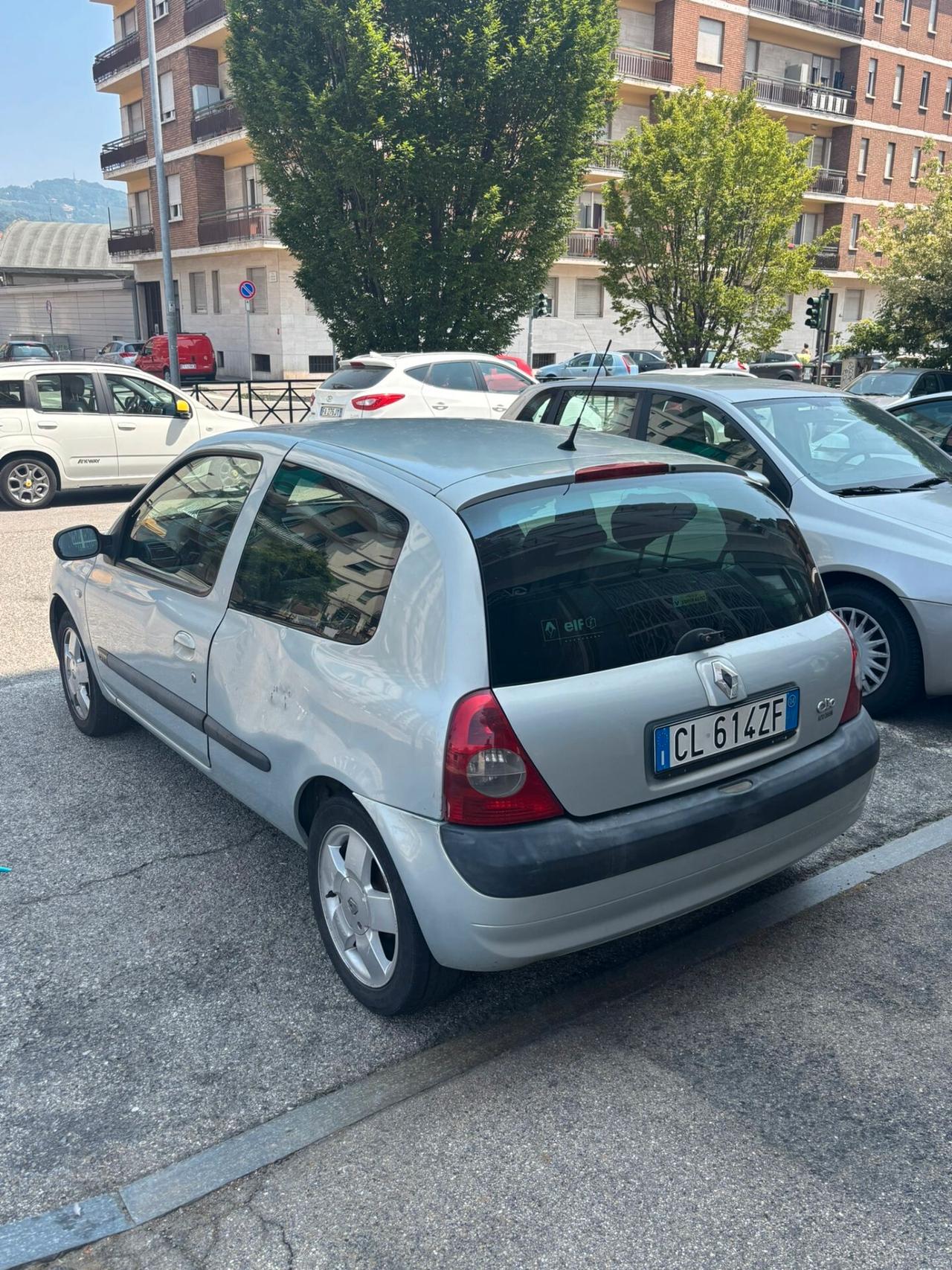 Renault Clio 1.2 16V cat 3 porte Luxe Dynamique