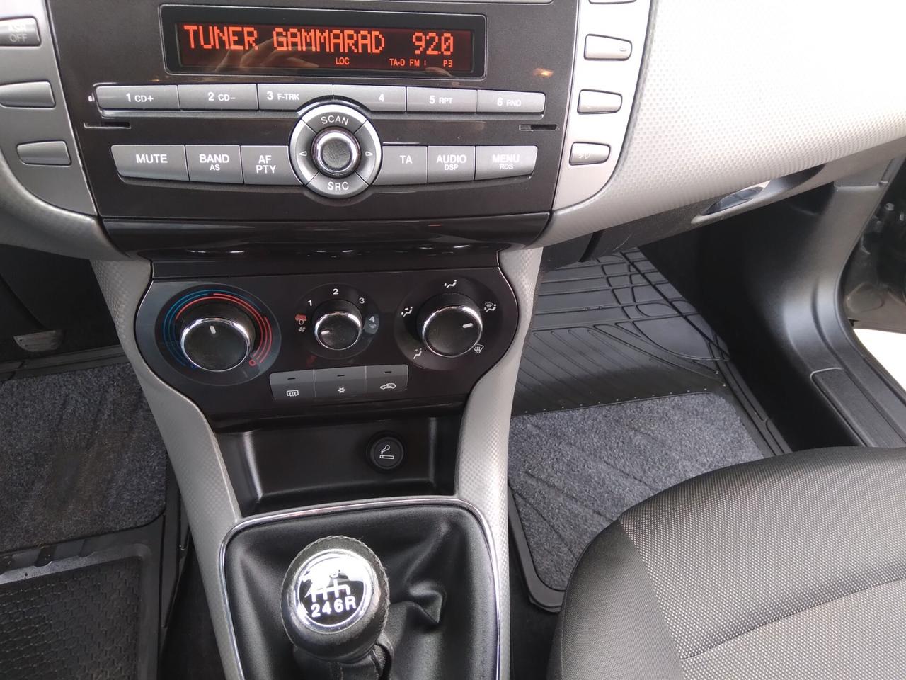 Fiat Bravo 1.4 90cv benzina 6marce Dynamic x neopatentati