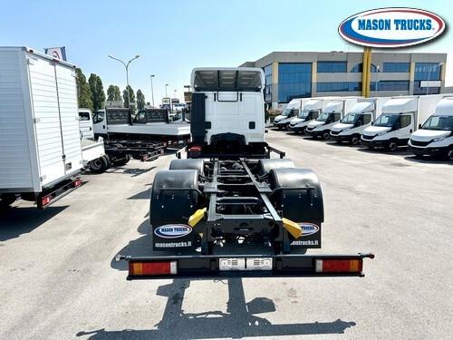 IVECO STRALIS 330, passo 3800, 3 asse sterzante, 2015, km 580.000