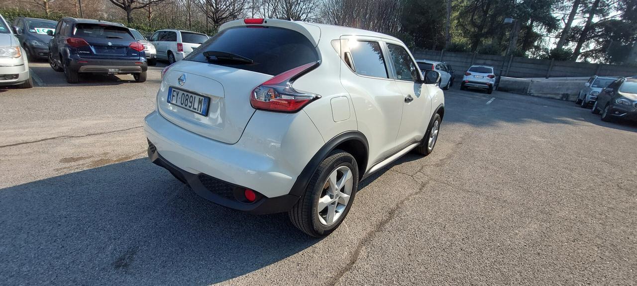 Nissan Juke 1.6 GPL Acenta