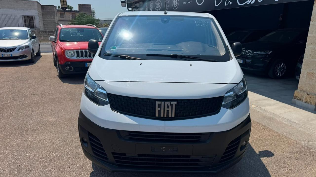 Fiat Scudo 2.0BlHDi 145CV Furgon Lounge navi retro