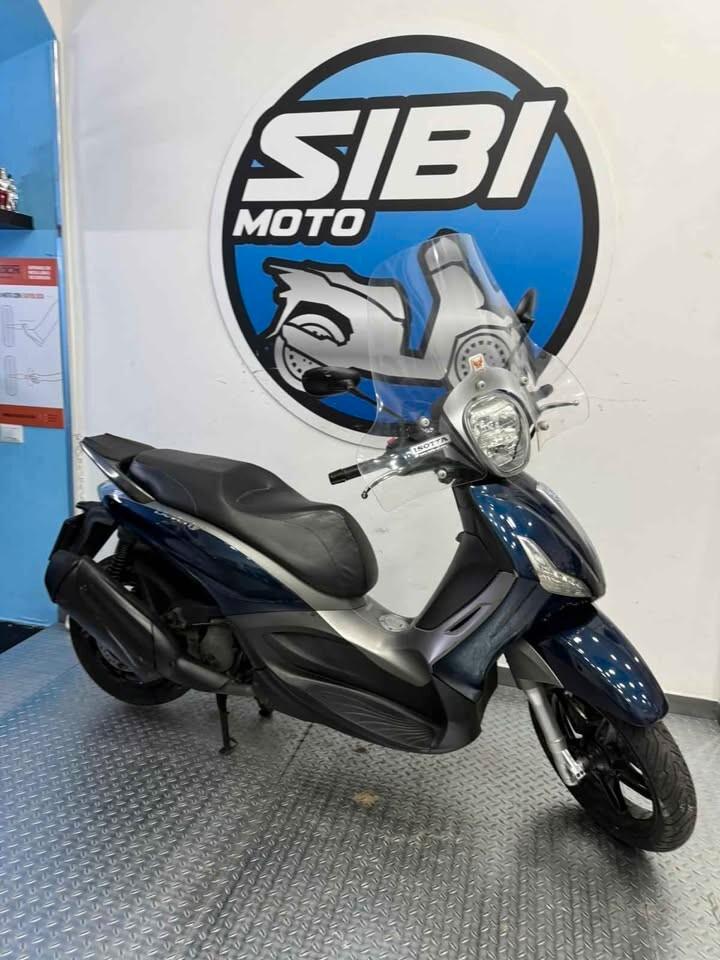 Piaggio Beverly 350