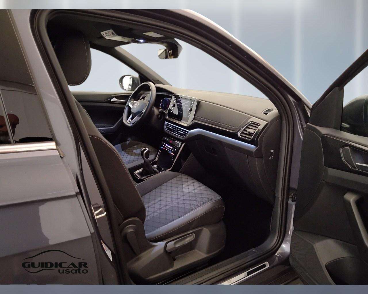 VOLKSWAGEN T-Cross 2024 - T-Cross 1.0 tsi R-Line Plus 115cv