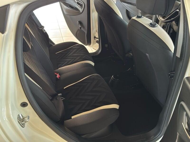 Lancia Ypsilon 1.2 69cv Silver