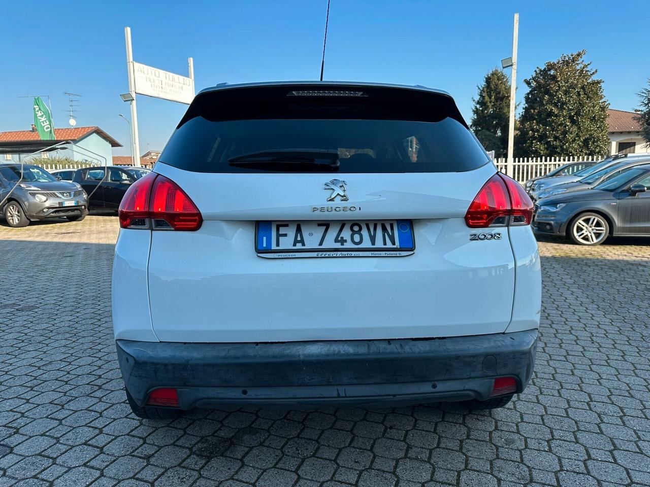 Peugeot 2008 PureTech 82 Allure PROMO FIN. 5300€
