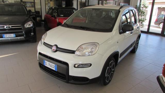 FIAT - Panda  1.0 hybrid s&amp;s  5p.ti CITY LIFE