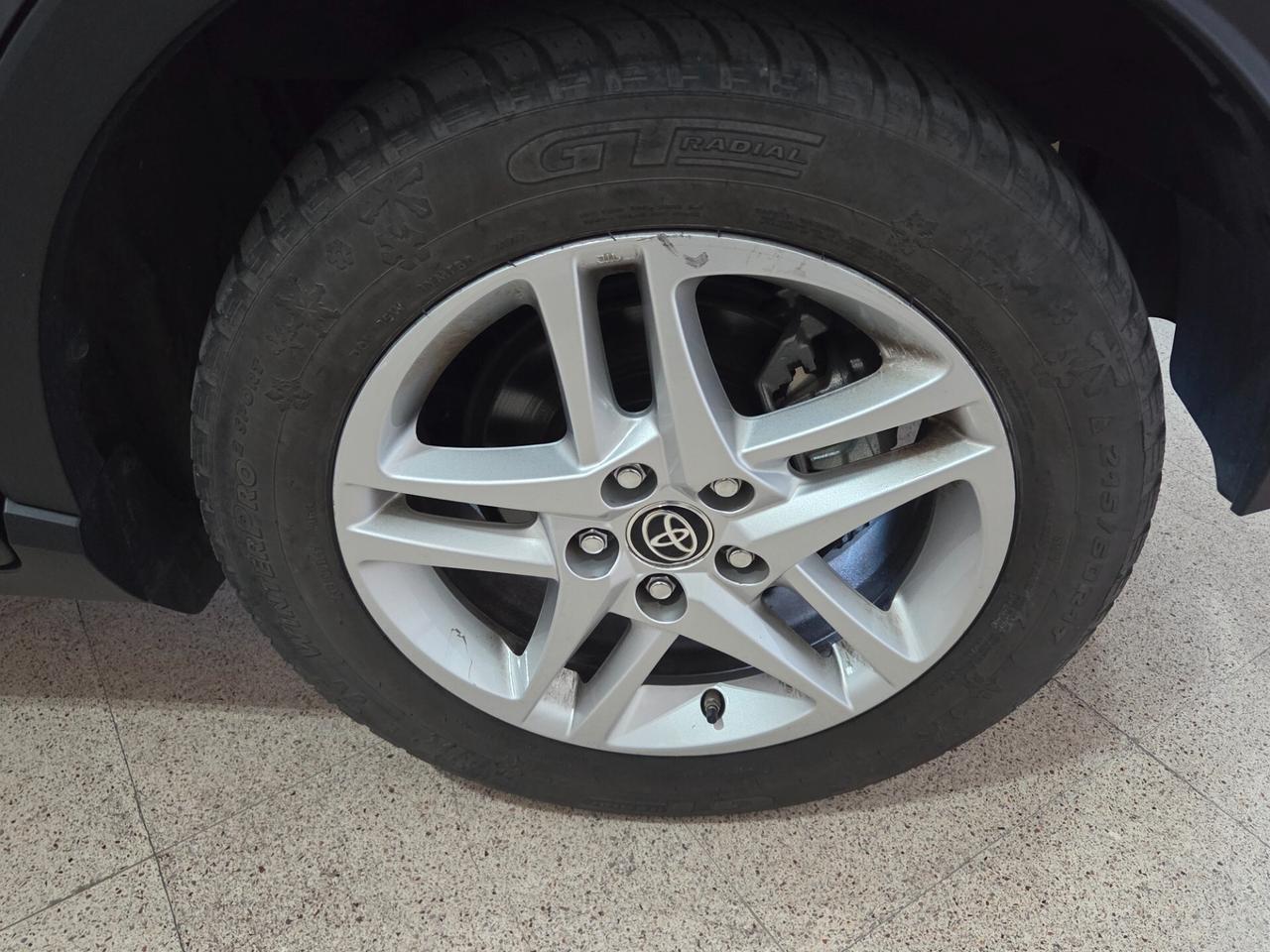 Toyota C-HR 1.8 Hybrid E-CVT Business