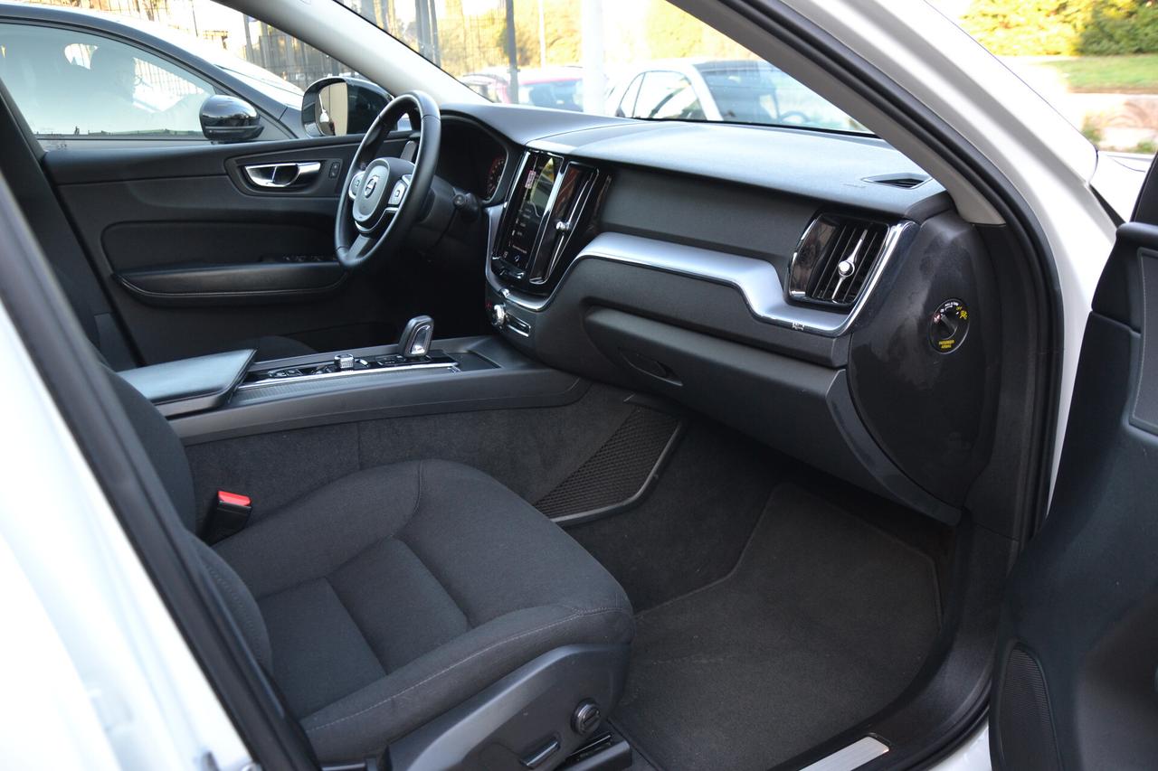 Volvo XC 60 2.0 197CV AWD HYBRID/DIESEL AUT.+FULL LED+RCAM+NAV