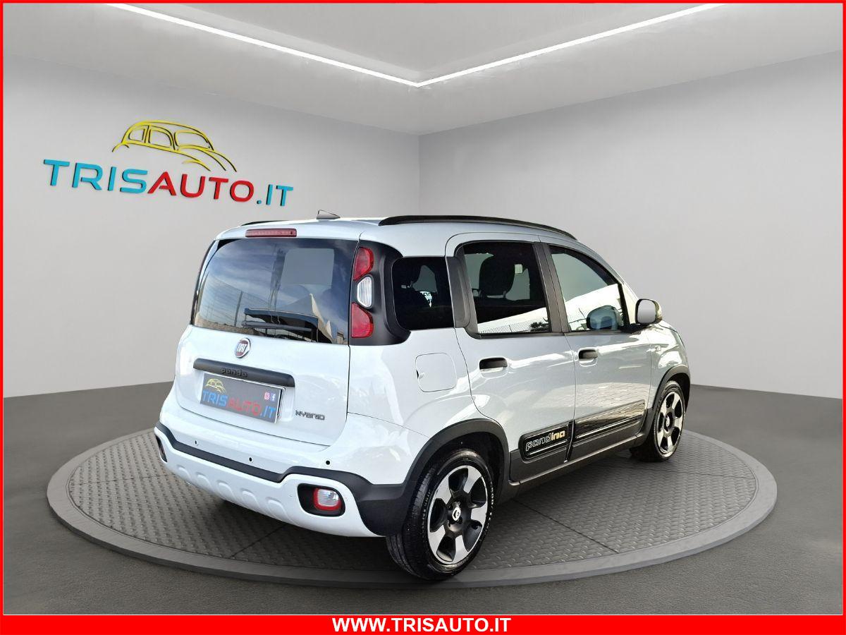 FIAT Panda 1.0 Hybrid Pandina NEOPATENTATI