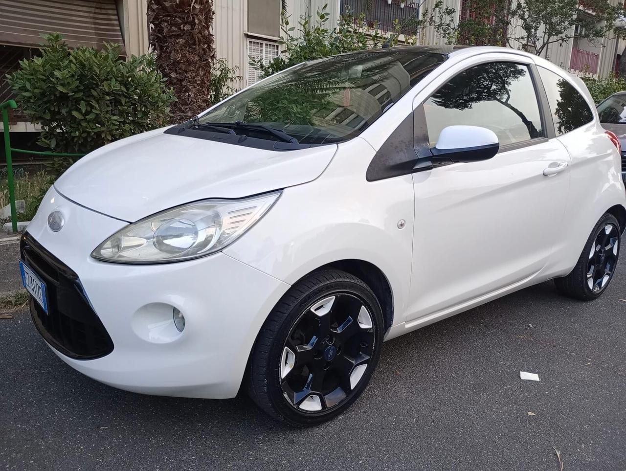 Ford Ka 1.2 8V 69 CV Black&White Edition