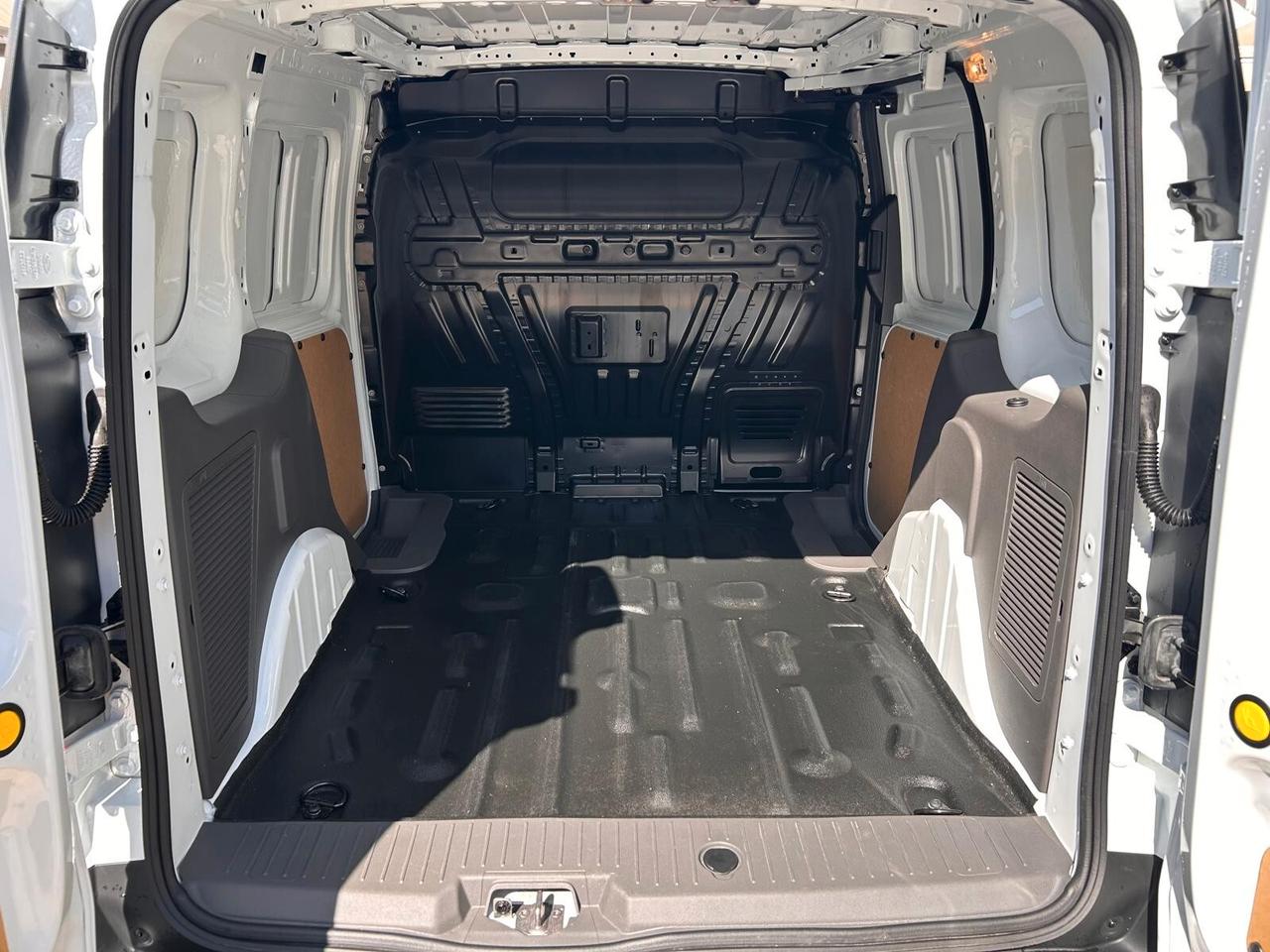 Ford Transit Connect 220 1.5 100CV PC autom. IVA ESPOSTA