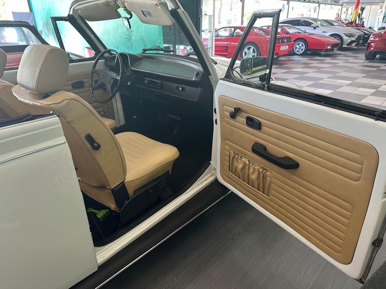 VOLKSWAGEN Maggiolino Cabrio*Completamente restaurata