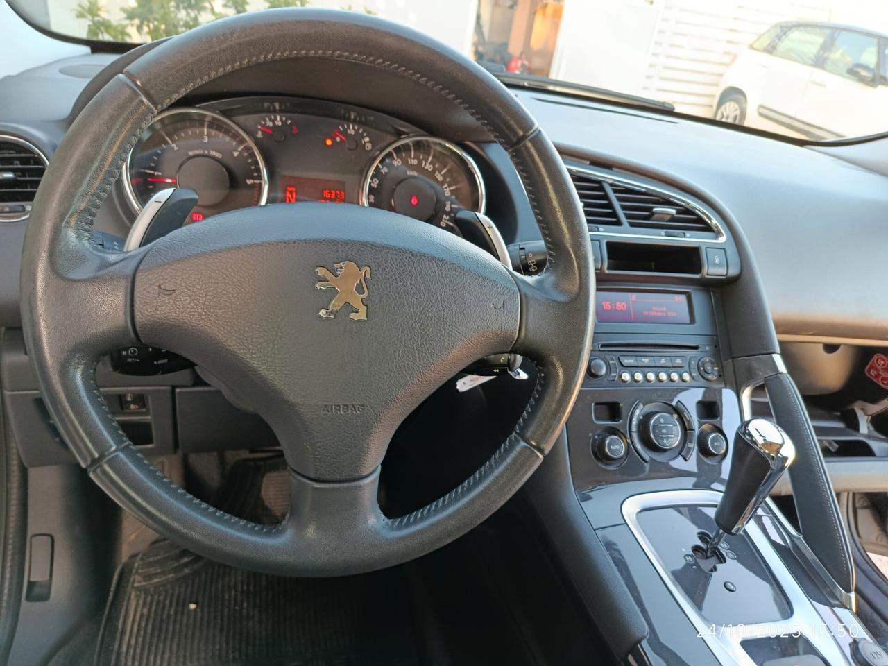 Peugeot 3008 1.6 e-HDi 115CV cambio robotizzato S.&S. Business 5700 senza garanzia 6600 con garanzia