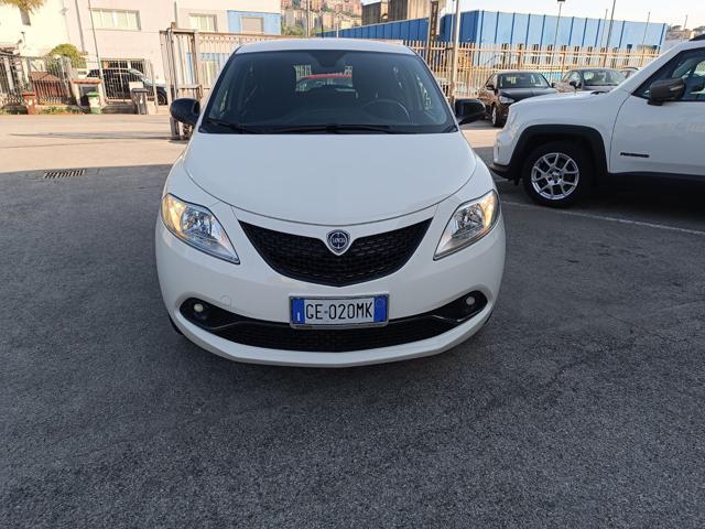 LANCIA Ypsilon 1.0 FireFly 5 porte S&S Hybrid Ecochic Gold