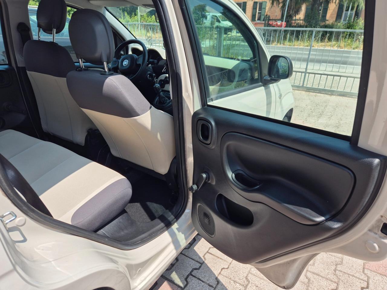 Fiat Panda 1.2 Benzina - Anno 2015 - OK NEOPATENTATI