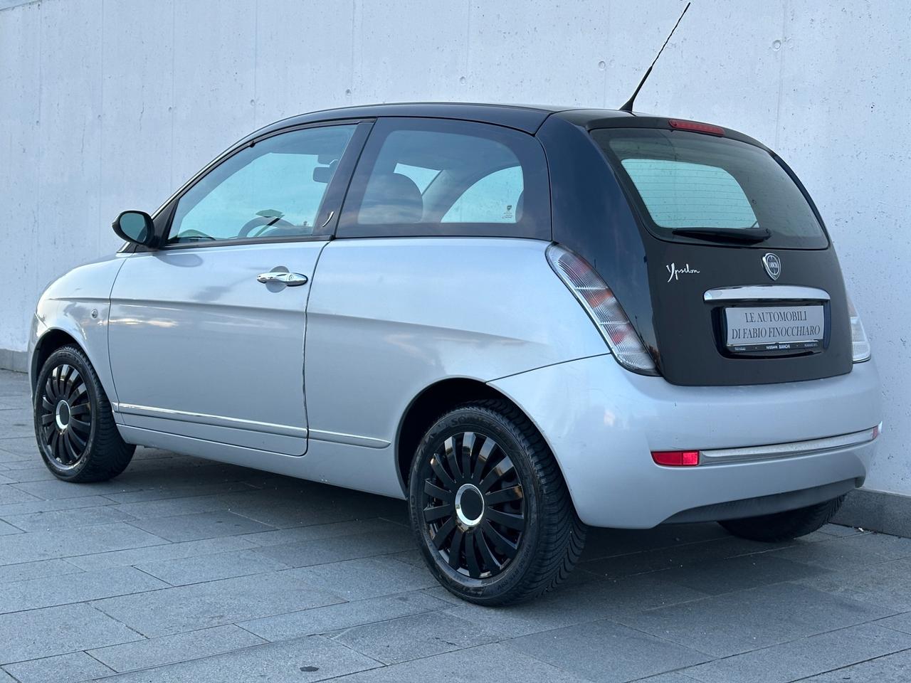 Lancia Ypsilon 1.2 Neopatentati