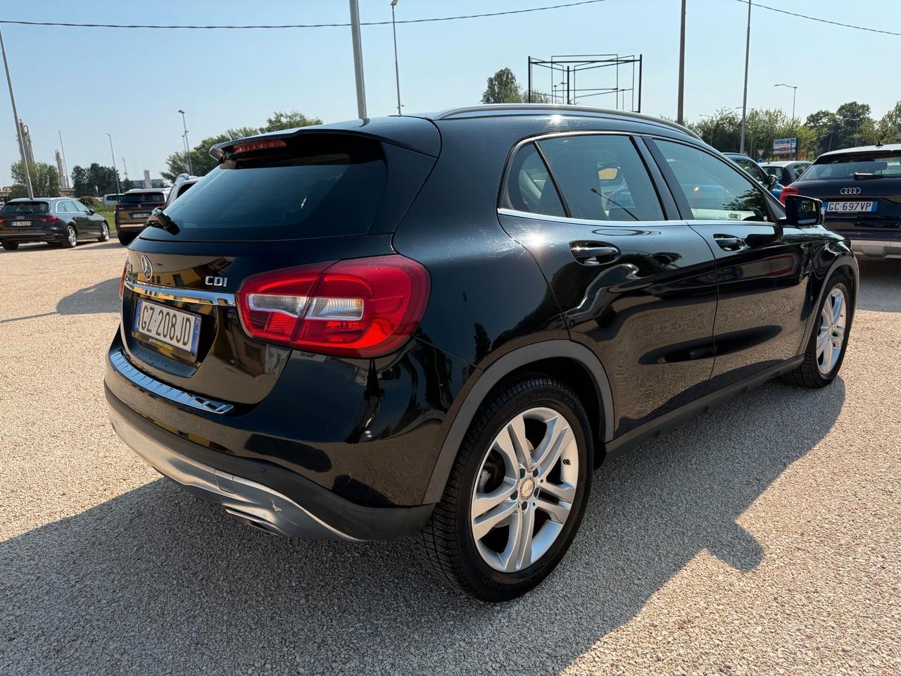 Mercedes-benz GLA 180 CDI Premium