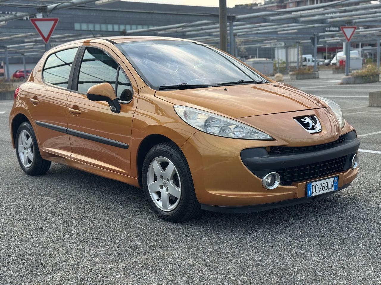 Peugeot 207 1.4 88CV 5p. XS