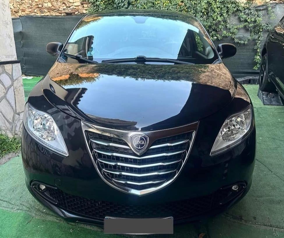 Lancia Ypsilon 1.2 69 CV 5 porte GPL GARANZIA