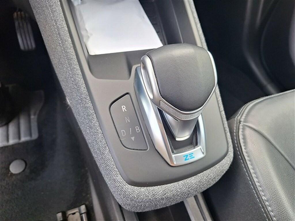 Renault Zoe Intens R135 e-shifter