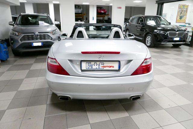 MERCEDES-BENZ SLK 200 BlueEFFICIENCY Sport