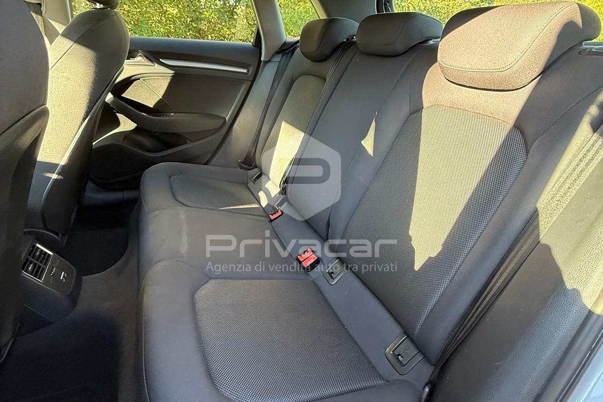 AUDI A3 Sedan 35 TDI S tronic Business