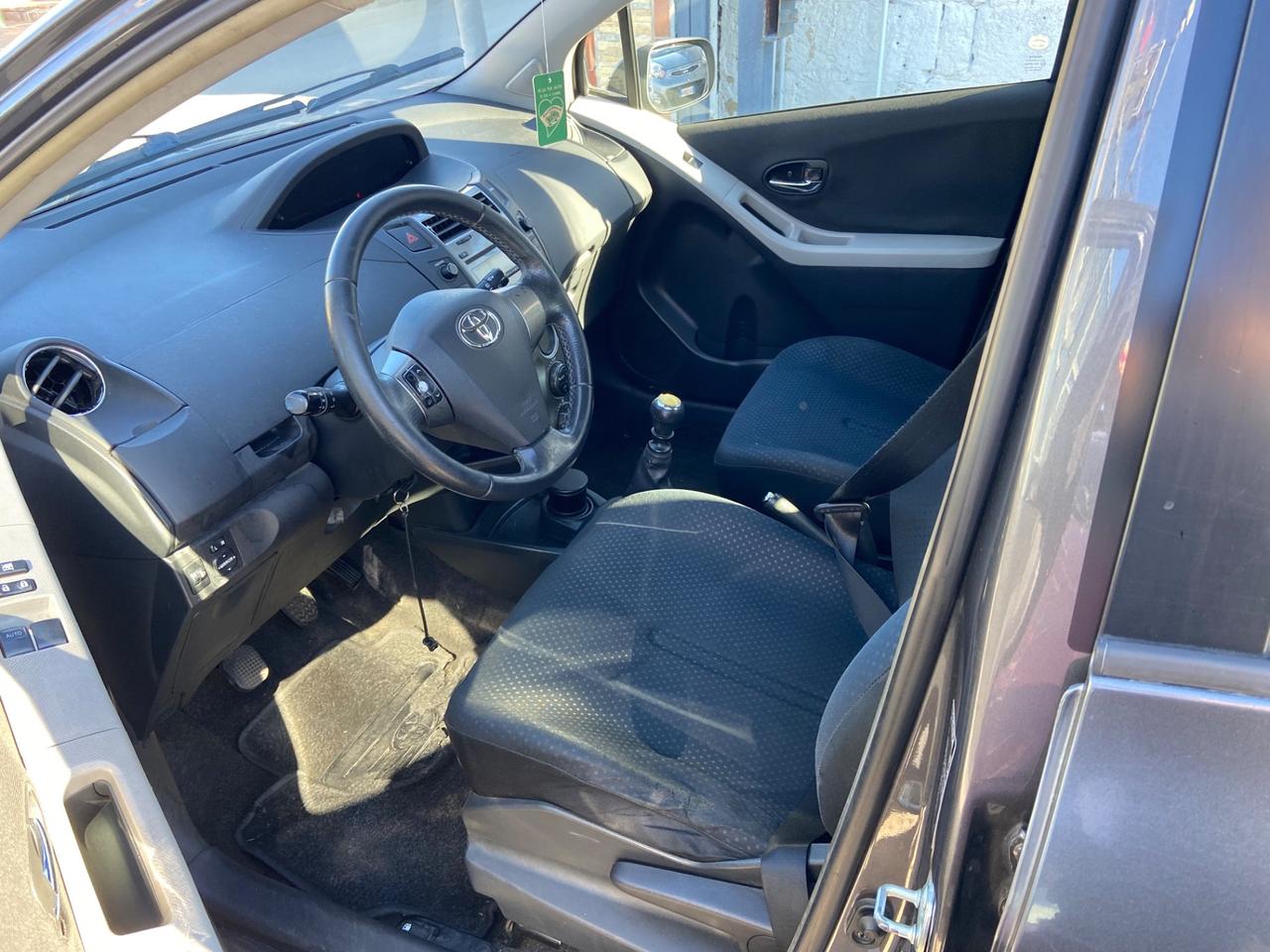 Toyota Yaris 1.4 D-4D DPF 5 porte