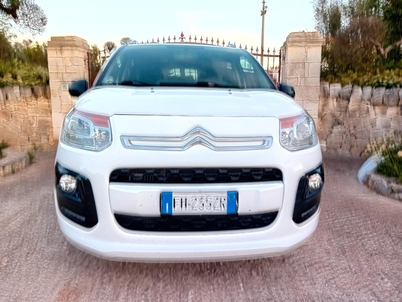 Citroen C3 Picasso C3 Picasso BlueHDi 100 autocarro n1