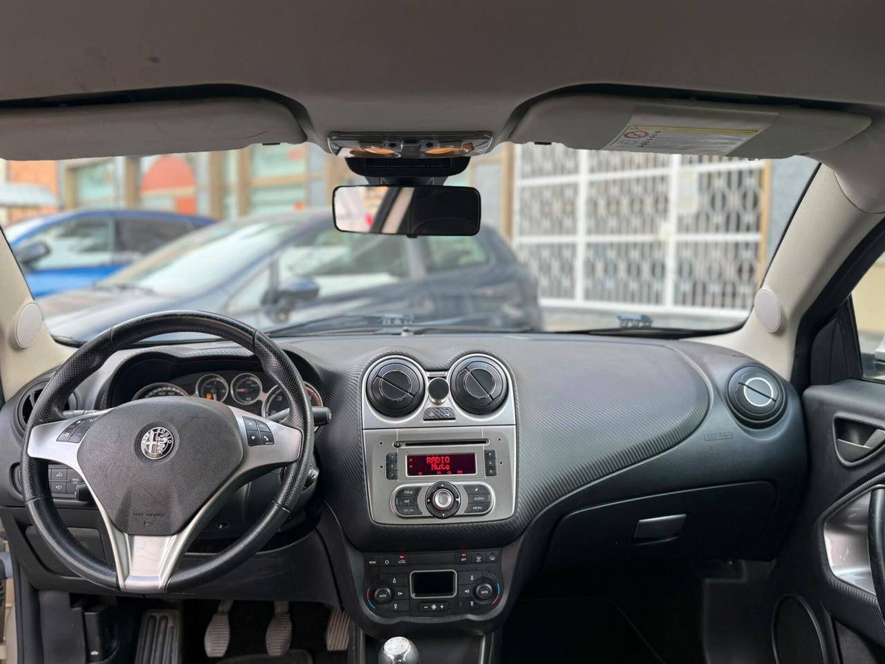 Alfa Romeo MiTo 1.3 JTDm-2 95 CV S&S Distinctive Premium Pack