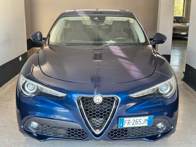 Alfa Romeo Stelvio 2.2 Turbodiesel 180 CV Q4 AT8 RWD Business