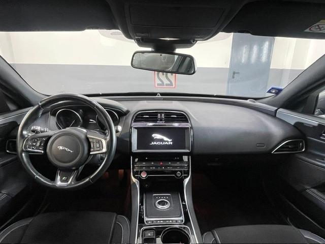 Jaguar XE 2.0 D 180 CV AWD aut. R-Sport