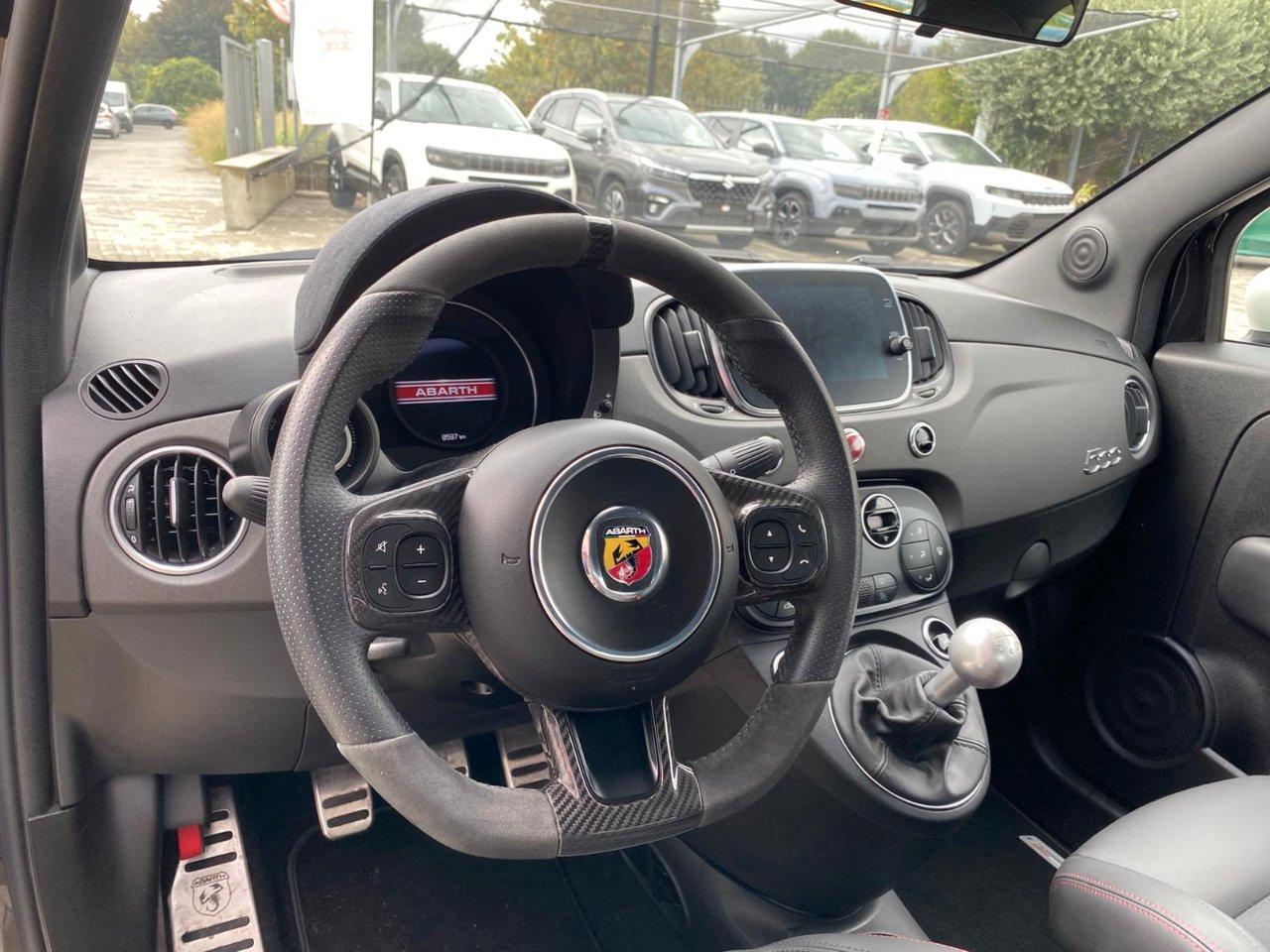Abarth 595 1.4 t-jet esseesse 180cv