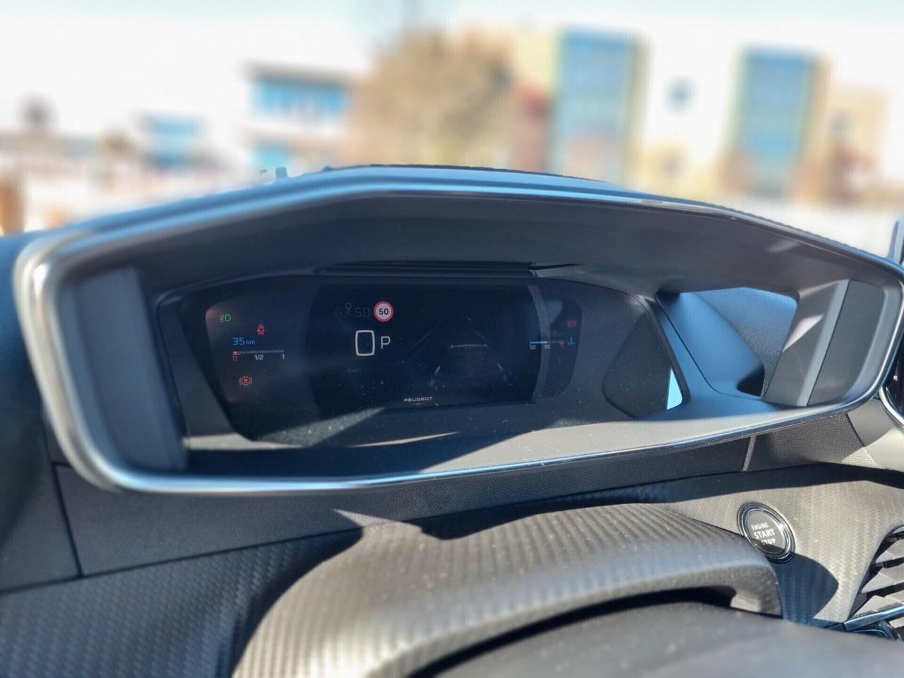 Peugeot 2008 PureTech 130 S&S EAT8 GT