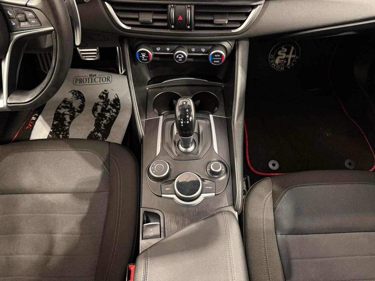 Alfa Romeo Giulia 2.2 Turbodiesel 150 CV Tech Edition