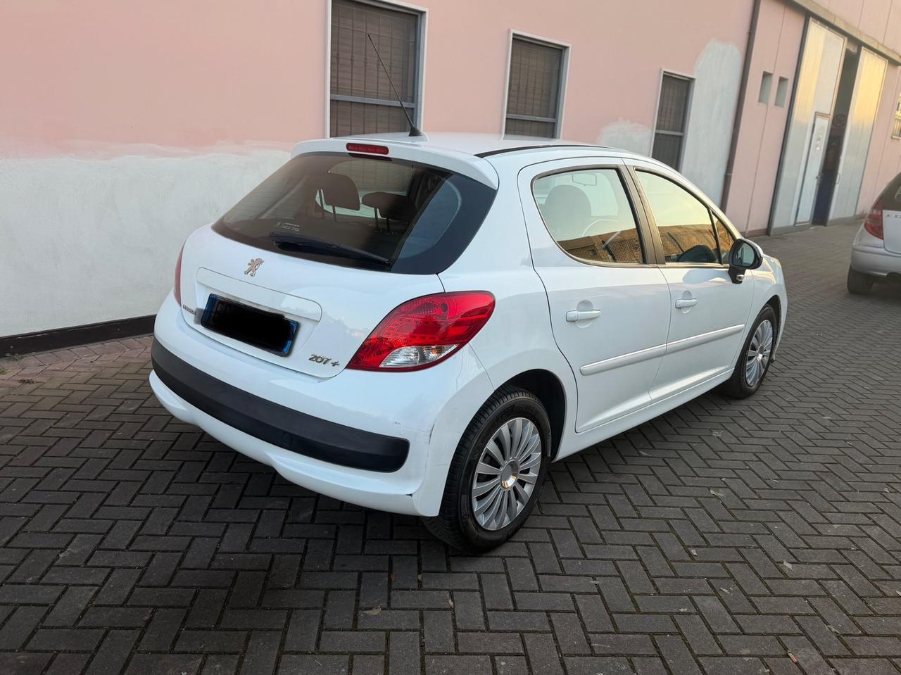Peugeot 207 Plus 1.4 8V 75CV 5p. ECO GPL