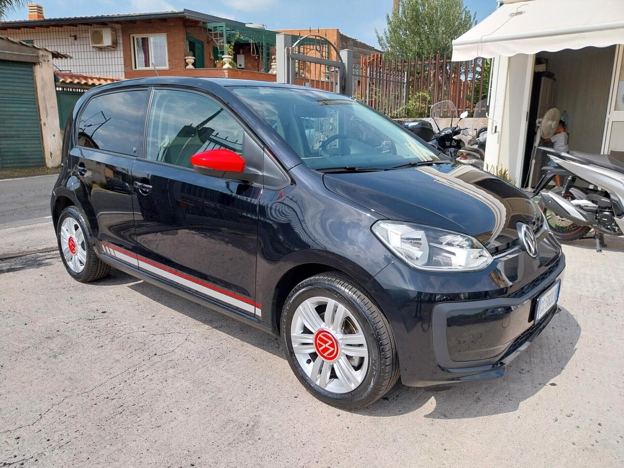 VOLKSWAGEN UP BENZINA SERIE SPECIALE BEATSAUDIO