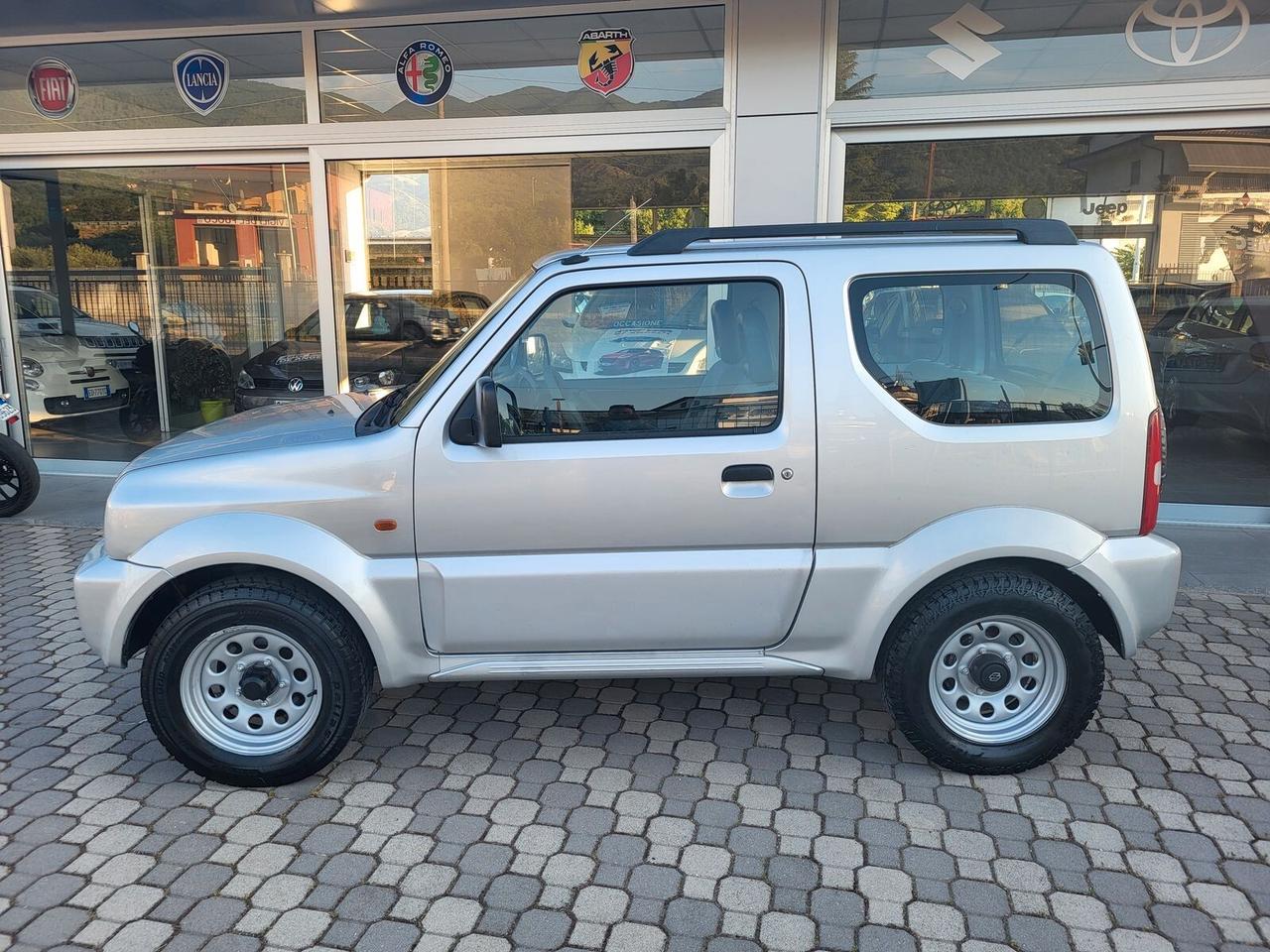 Suzuki Jimny 1.3 i 16V 4X4 RIDOTTE * DISTRIBUZIONE A CATENA *