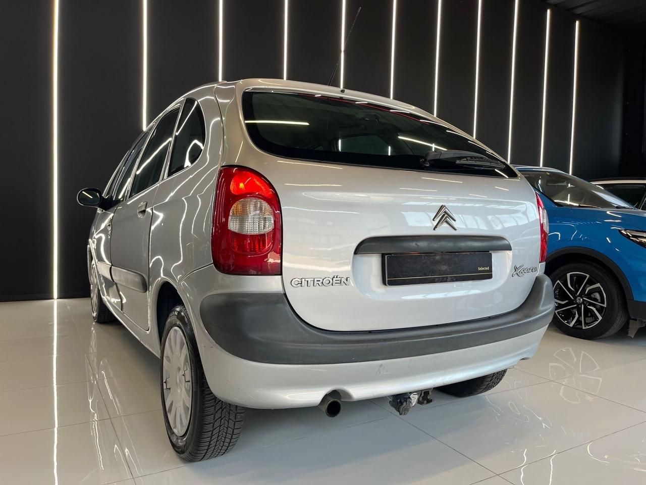 Citroen Xsara Picasso 1.6 Attraction GANCIO TRAINO