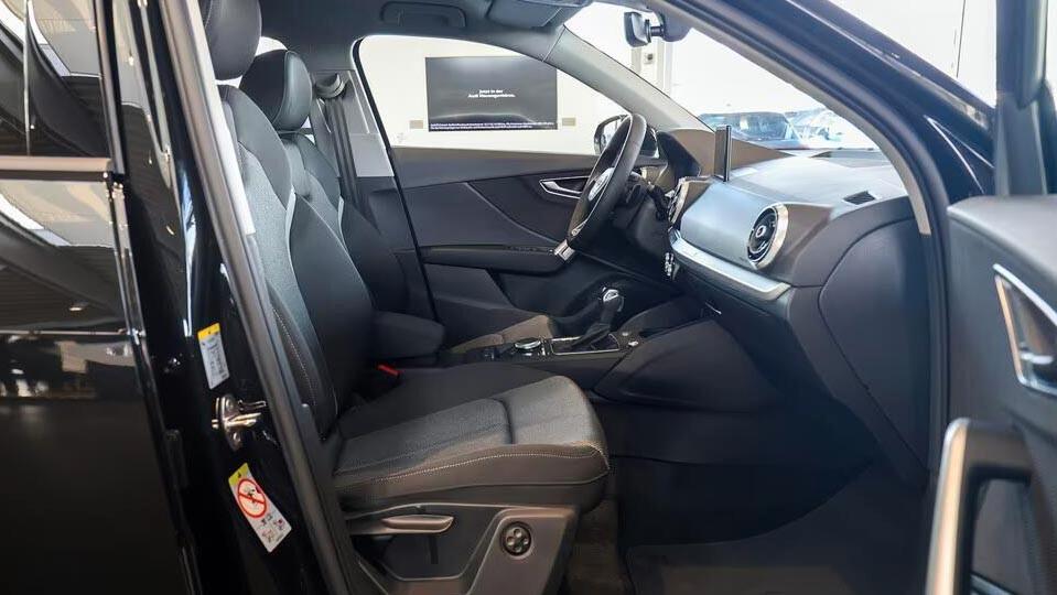 Audi Q2 35 TFSI S tronic Business