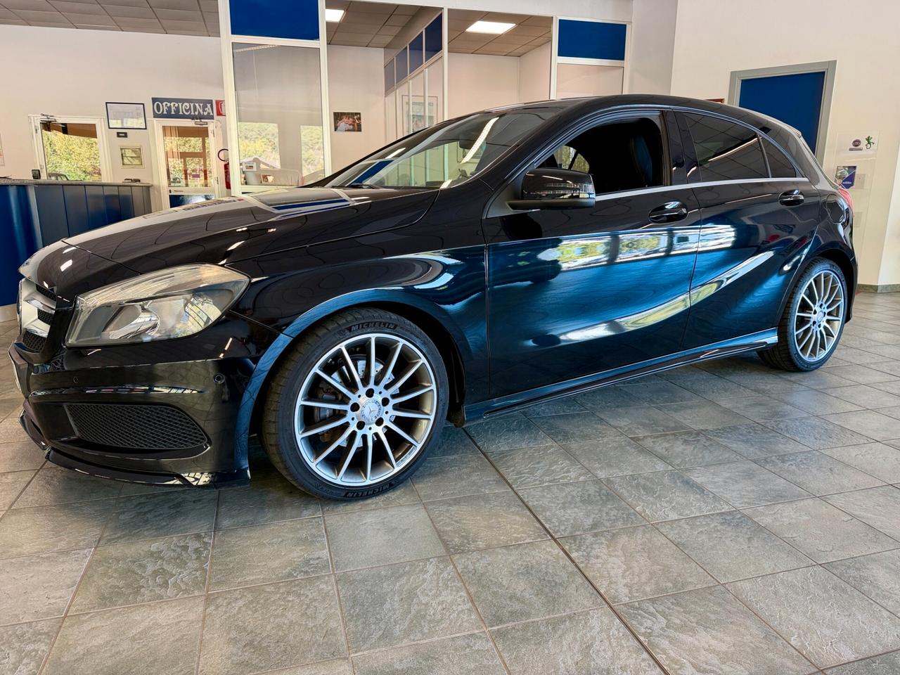 Mercedes-benz A 200 Premium