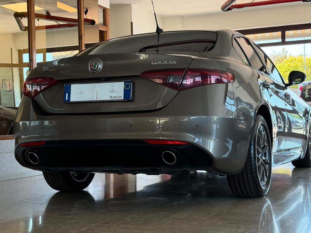Alfa Romeo Giulia 2.2 TURBODIESEL 180 cv. SUPER (Nav)