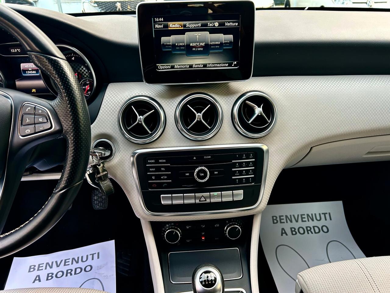 Mercedes-benz A 180 CDI Sport 2015 UNIPRO