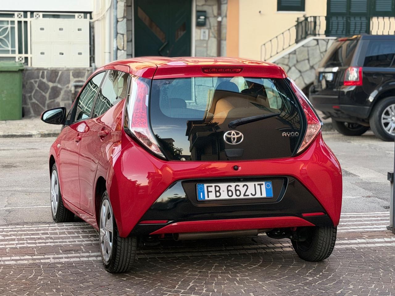 Toyota Aygo 1.0 VVT-i 69 CV 5 porte x-cool